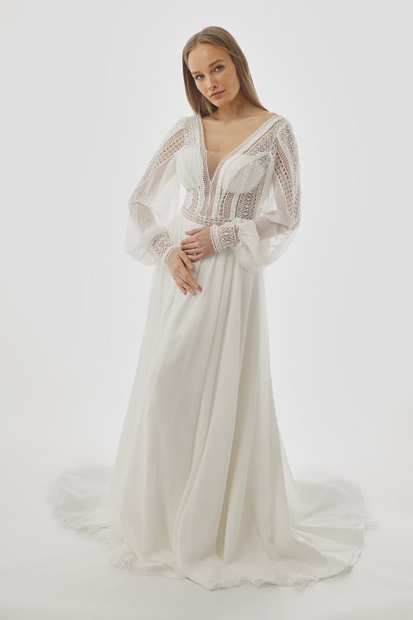 Belle - Image 2