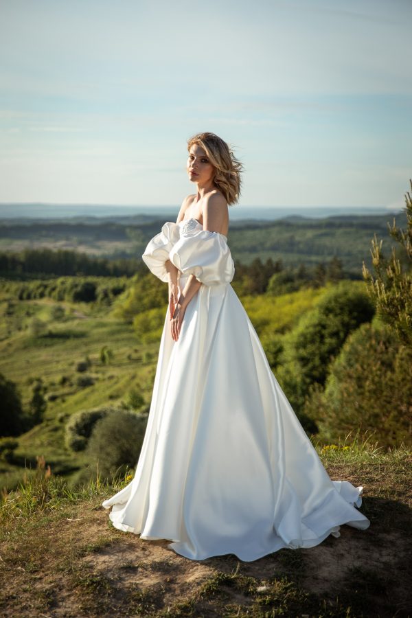 Camilla - Image 7