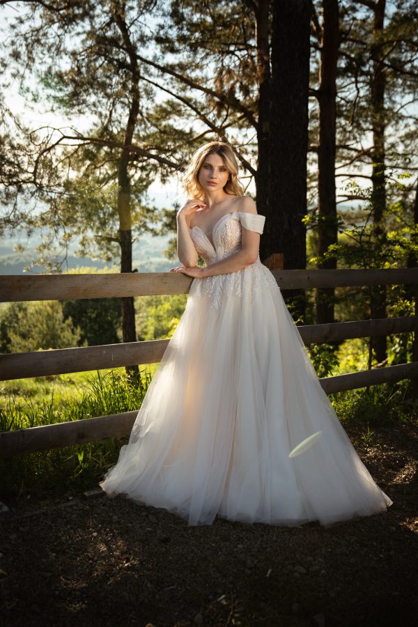 Selena - Image 11