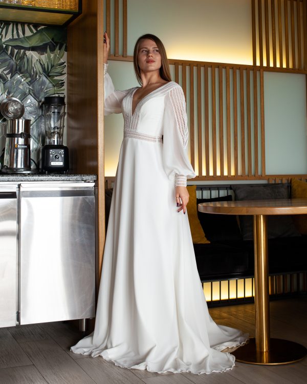 Valeria - Image 2