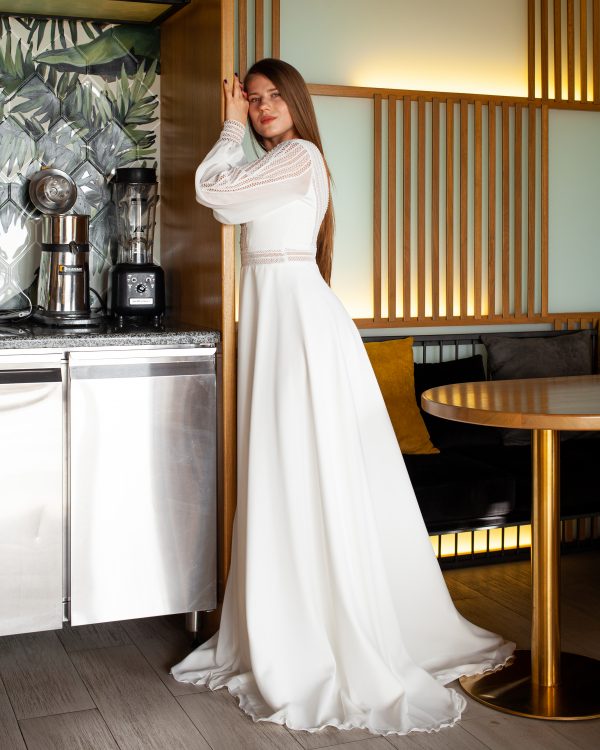 Valeria - Image 4